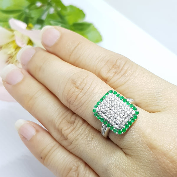 CR1031 : แหวนเงินแท้ 925 ฝัง Emerald