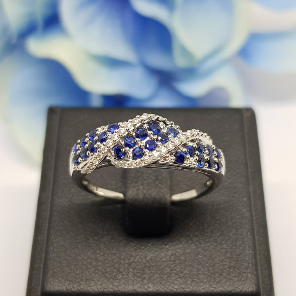 CR1018 : แหวนเงินแท้ 925 ฝัง Blue Sapphire