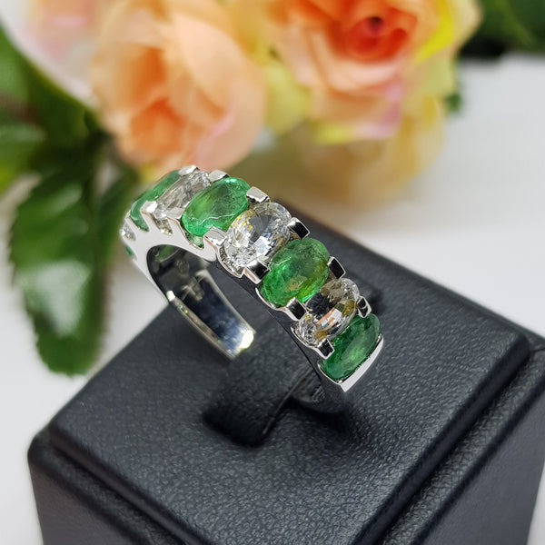 SJR11545 : แหวนเงินแท้ 925 ฝัง Emerald